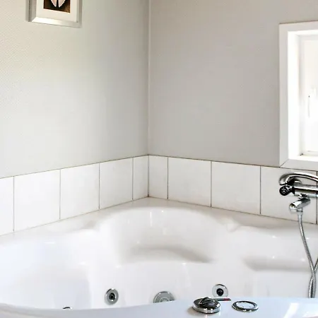 8 Person Holiday In R M Bolilmark
